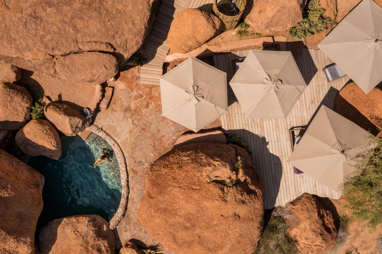 Camp Kipwe Hotel Twyfelfontein Exterior photo