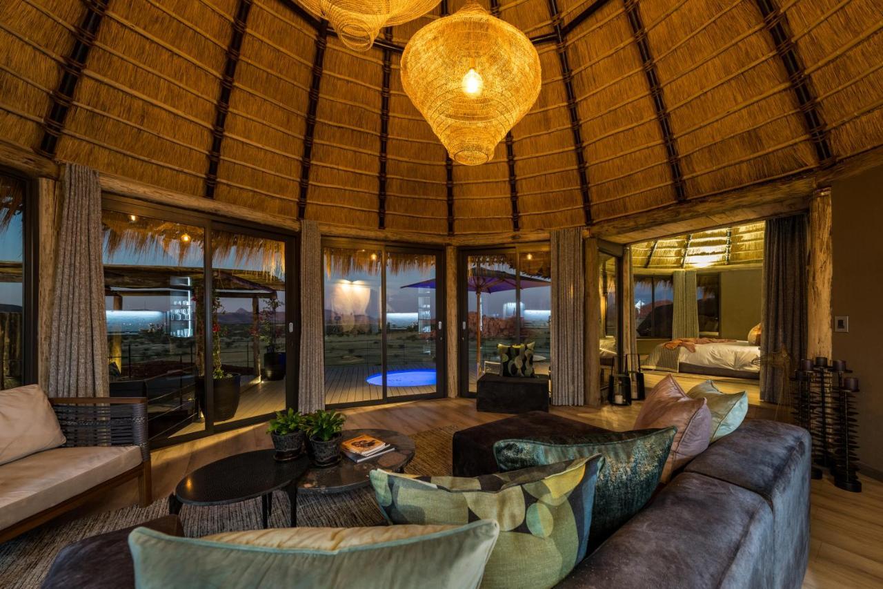 Camp Kipwe Hotel Twyfelfontein Exterior photo